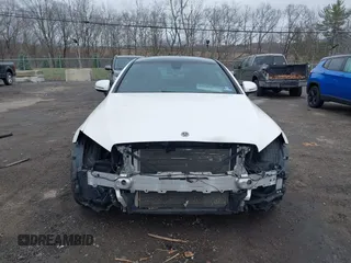 2018 Mercedes-Benz C 300 с VIN WDDWJ4KB5JF729208, выставлен на аукционе IAAI как лот 41937993 с пробегом 65 037 миль миль и . История ставок и продаж доступна на DreamBid. Изображение 12.