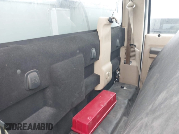 2008 Ford F-350 с VIN 1FDSF30568EC32777, выставлен на аукционе IAAI как лот 42782716 с пробегом 90 685 миль миль и . История ставок и продаж доступна на DreamBid. Изображение 8.