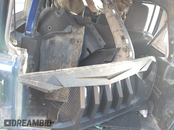 2018 Jeep Wrangler Unlimited Sport S с VIN 1C4HJXDG8JW179984, выставлен на аукционе IAAI как лот 41173628 с пробегом 103 136 миль миль и . История ставок и продаж доступна на DreamBid. Изображение 12.
