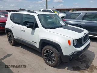 2023 Jeep Renegade Latitude z VIN ZACNJDB10PPP72791, wystawiony jako IAAI lot #42392413 z przebiegiem 24 745 mil mil oraz . Historia ofert i sprzedaży dostępna na DreamBid. Obrazek 1.