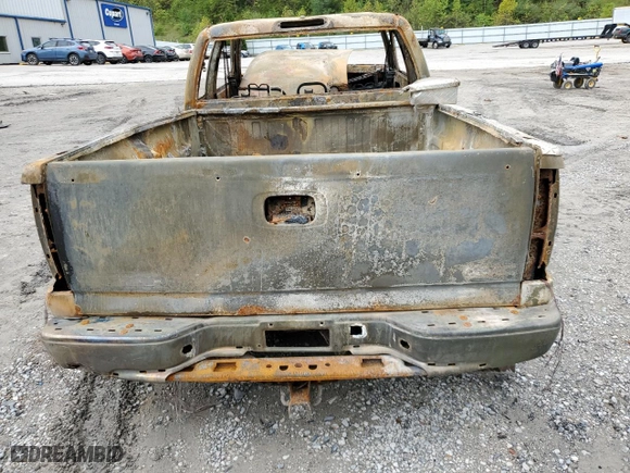 2007 GMC Sierra 1500 Classic SLE1 with VIN 1GTEK19B47E175228, listed as a Copart auction lot 73457444 with NaN miles and Salvage Title. Bid and sale history available at carsss.com. Image 6.