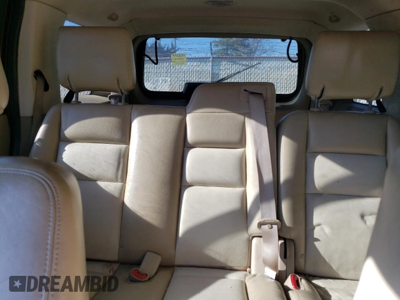 2010 Ford Explorer Eddie Bauer z VIN 1FMEU7EE3AUA40960, wystawiony jako Copart lot #83156534 z przebiegiem 241 865 mil mil oraz Czysty tytuł • Clean title. Historia ofert i sprzedaży dostępna na DreamBid. Obrazek 10.