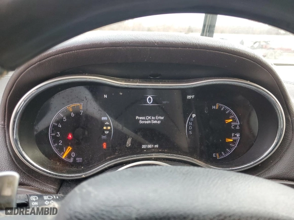 2014 Jeep Grand Cherokee Overland with VIN 1C4RJFCT4EC214380, listed as a Copart auction lot 44081495 with 201,861 mi miles and Salvage Title. Bid and sale history available at carsss.com. Image 9.