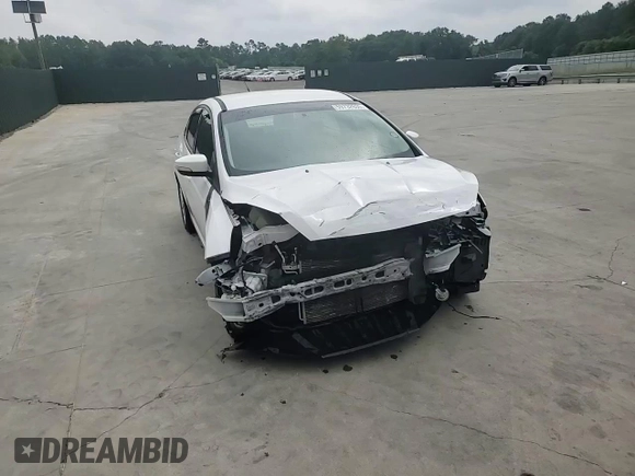 2015 Ford Focus SE with VIN 1FADP3F21FL246821, listed as a Copart auction lot 59732635 with 135,752 mi miles and Salvage title. Bid and sale history available at DreamBid. Image 14.