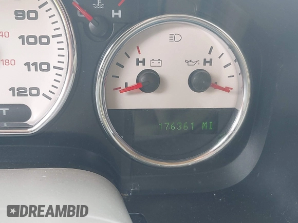 2005 Ford F-150 XLT с VIN 1FTPW14555FA82420, выставлен на аукционе IAAI как лот 42576949 с пробегом 176 361 миль миль и . История ставок и продаж доступна на DreamBid. Изображение 7.