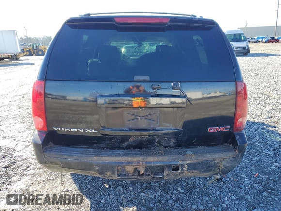 2007 GMC Yukon XL SLT with VIN 1GKFC16047J167680, listed as a Copart auction lot 88666585 with 0 mi miles and Salvage Title. Bid and sale history available at carsss.com. Image 6.
