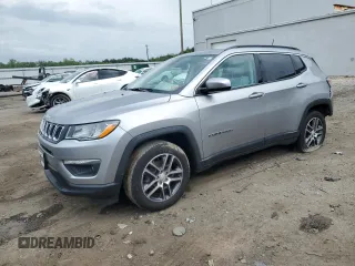 2019 Jeep Compass Altitude with VIN 3C4NJCBB8KT832713, listed as a Copart auction lot 57109145 with 129,695 mi miles and Salvage title. Bid and sale history available at DreamBid. Image 1.