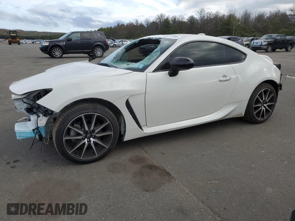 2023 Toyota GR86 with VIN JF1ZNBB14P9760437, listed as a Copart auction lot 70771704 with 13,147 mi miles and Salvage Title. Bid and sale history available at carsss.com. Image 1.