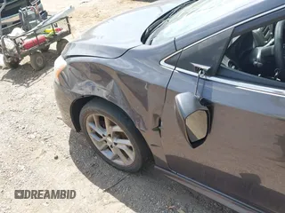 2014 Nissan Sentra S with VIN 3N1AB7AP9EY332828, listed as a IAAI auction lot 42221398 with 71,028 mi miles and . Bid and sale history available at DreamBid. Image 12.
