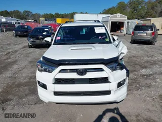2024 Toyota 4Runner TRD Sport with VIN JTEAU5JR7R5310421, listed as a IAAI auction lot 41280708 with 4,583 mi miles. Bid and sale history available at carsss.com. Image 12.