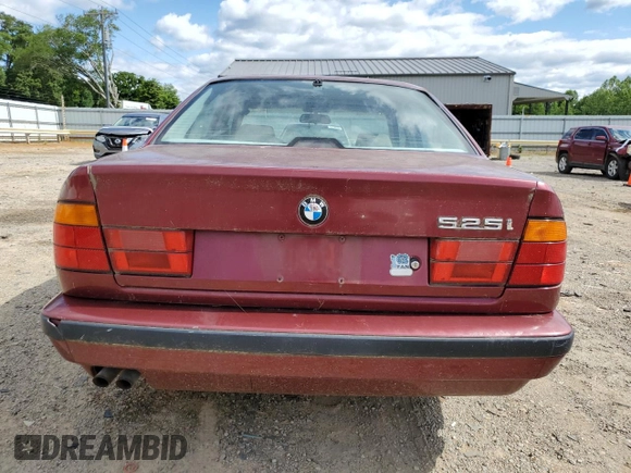 1995 BMW 5 Series 525i z VIN WBAHD632XSGK86387, wystawiony jako Copart lot #58245795 z przebiegiem 168 925 mil mil oraz Czysty tytuł • Clean title. Historia ofert i sprzedaży dostępna na DreamBid. Obrazek 6.