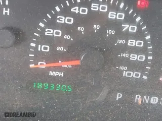 2004 Ford Super Duty F-250 XL with VIN 1FTNW21P04EA45282, listed as a IAAI auction lot 41575537 with 189,330 mi miles. Bid and sale history available at carsss.com. Image 15.