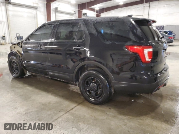 2016 Ford Utility Police Interceptor with VIN 1FM5K8AR1GGD05998, listed as a Copart auction lot 41393885 with 140,060 mi miles and Salvage Title. Bid and sale history available at carsss.com. Image 2.