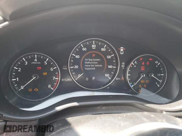 2021 Mazda 3 Preferred with VIN JM1BPBCL3M1340622, listed as a Copart auction lot 68418964 with 41,524 mi miles and Salvage Title. Bid and sale history available at DreamBid. Image 9.