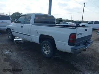 2001 Dodge Ram 1500 with VIN 3B7HC13Z61M264915, listed as a IAAI auction lot 41477847 with 299,197 mi miles. Bid and sale history available at carsss.com. Image 3.