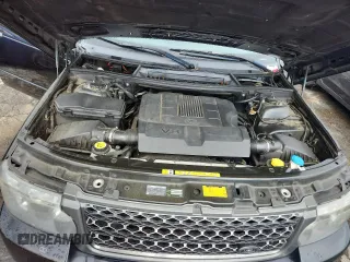 2011 Land Rover Range Rover HSE Lux with VIN SALMF1D46BA341623, listed as a Copart auction lot 60072265 with 121,222 mi miles and Clean title. Bid and sale history available at DreamBid. Image 11.