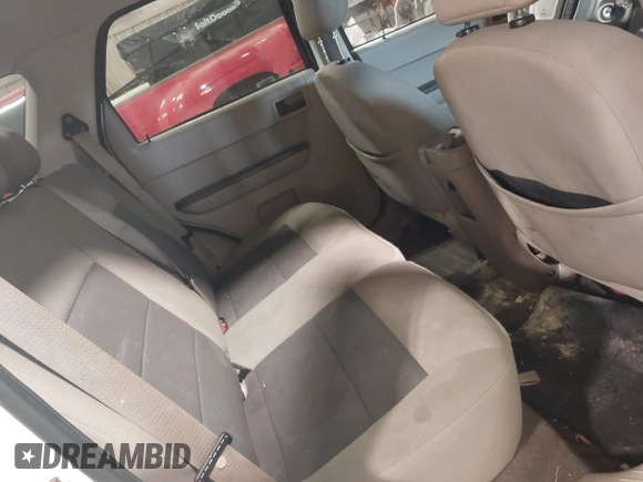 2008 Ford Escape Hybrid с VIN 1FMCU59H08KE43381, выставлен на аукционе IAAI как лот 42136949 с пробегом 231 000 миль миль и . История ставок и продаж доступна на DreamBid. Изображение 8.