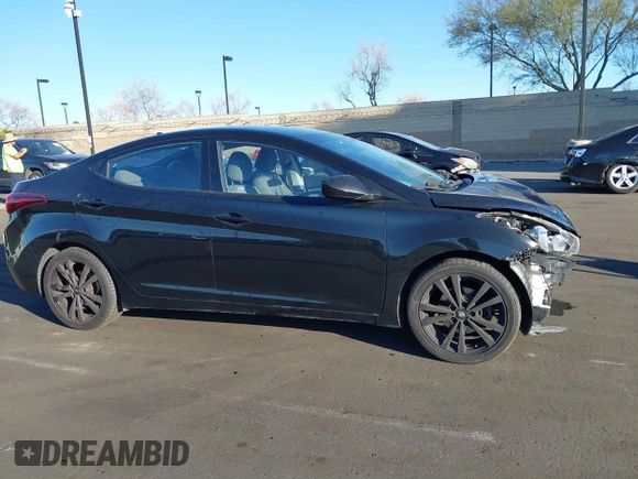 2016 Hyundai Elantra SE z VIN 5NPDH4AE0GH687456, wystawiony jako IAAI lot #41631381 z przebiegiem 122 318 mil mil oraz . Historia ofert i sprzedaży dostępna na DreamBid. Obrazek 13.
