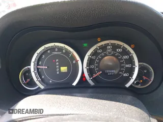 2010 Acura TSX z VIN JH4CU2F67AC037098, wystawiony jako IAAI lot #42197119 z przebiegiem 133 485 mil mil oraz . Historia ofert i sprzedaży dostępna na DreamBid. Obrazek 7.
