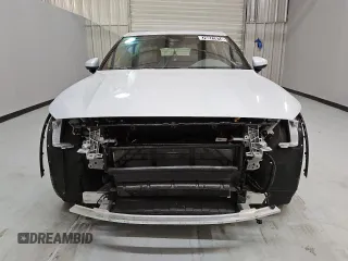 2023 Polestar 2 z VIN YSMEG3KA5PL131379, wystawiony jako Copart lot #76077814 z przebiegiem 27 045 mil mil oraz Czysty tytuł • Clean title. Historia ofert i sprzedaży dostępna na DreamBid. Obrazek 5.