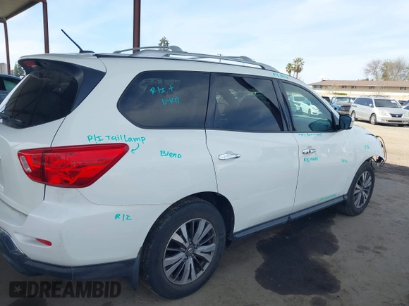 2018 Nissan Pathfinder S with VIN 5N1DR2MN6JC679146, listed as a IAAI auction lot 41753225 with 46,607 mi miles. Bid and sale history available at carsss.com. Image 13.