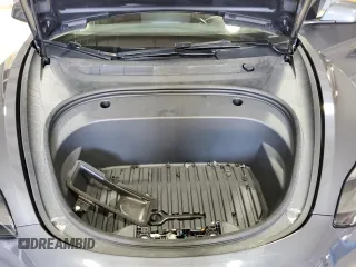 2023 Tesla Model 3 z VIN 5YJ3E1EA5PF658737, wystawiony jako Copart lot #56209345 z przebiegiem 10 226 mil mil oraz Szkoda całkowita • Salvage title. Historia ofert i sprzedaży dostępna na DreamBid. Obrazek 11.