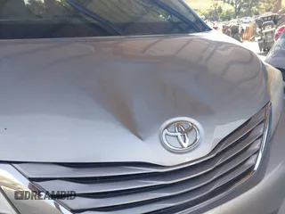 2017 Toyota Sienna XLE Auto Access Seat with VIN 5TDYZ3DC1HS805349, listed as a IAAI auction lot 42273787 with 184,347 mi miles and . Bid and sale history available at DreamBid. Image 6.
