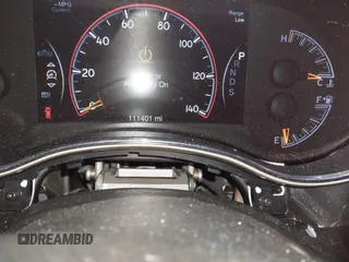 2014 Jeep Grand Cherokee Overland with VIN 1C4RJFCGXEC181159, listed as a IAAI auction lot 41861192 with 111,401 mi miles. Bid and sale history available at carsss.com. Image 7.