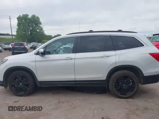 2022 Honda Pilot Special Edition with VIN 5FNYF5H28NB018579, listed as a IAAI auction lot 42272019 with 39,347 mi miles and . Bid and sale history available at DreamBid. Image 15.