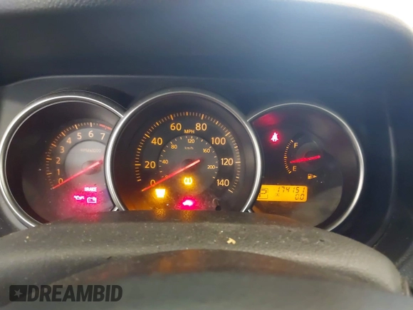 2007 Nissan Versa SL с VIN 3N1BC11E97L430772, выставлен на аукционе IAAI как лот 42497978 с пробегом 174 151 миль миль и . История ставок и продаж доступна на DreamBid. Изображение 7.