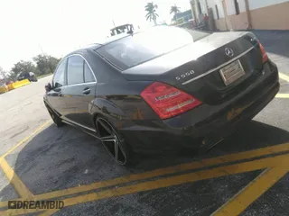 2012 Mercedes-Benz S-Class S 550 with VIN WDDNG9EB6CA432600, listed as a IAAI auction lot 41932873 with 98,117 mi miles. Bid and sale history available at carsss.com. Image 3.