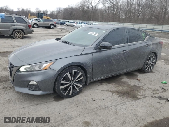 2022 Nissan Altima 2.0 SR with VIN 1N4AL4CV4NN397447, listed as a Copart auction lot 47726205 with 37,132 mi miles and Salvage Title. Bid and sale history available at carsss.com. Image 1.