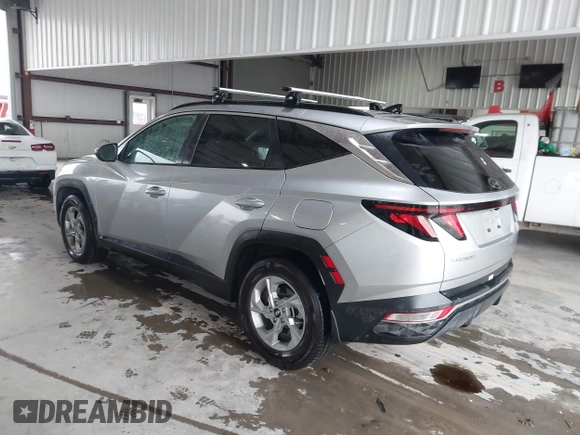 2024 Hyundai Tucson SEL with VIN 5NMJB3DE5RH372985, listed as a IAAI auction lot 41286639 with 10,920 mi miles and . Bid and sale history available at DreamBid. Image 3.