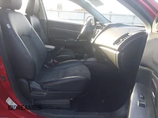 2018 Mitsubishi Outlander SE with VIN JA4AP3AW4JU001953, listed as a IAAI auction lot 41686918 with 110,400 mi miles and . Bid and sale history available at DreamBid. Image 5.