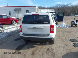 2017 Jeep Patriot Sport with VIN 1C4NJPBB5HD166657, listed as a IAAI auction lot 41301710 with 142,633 mi miles. Bid and sale history available at carsss.com. Image 17.