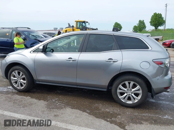 2011 Mazda CX-7 S Touring z VIN JM3ER4C30B0393887, wystawiony jako IAAI lot #42093166 z przebiegiem 123 920 mil mil oraz . Historia ofert i sprzedaży dostępna na DreamBid. Obrazek 14.