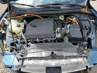 2020 Ford Escape Titanium Hybrid with VIN 1FMCU9DZ2LUC10252, listed as a Copart auction lot 56344755 with 31,382 mi miles and Salvage title. Bid and sale history available at DreamBid. Image 11.