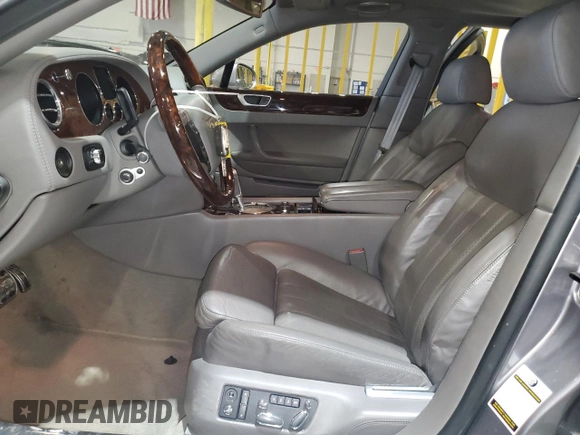 2006 Bentley Flying Spur with VIN SCBBR53W06C034462, listed as a Copart auction lot 46793785 with 25,352 mi miles and Salvage Title. Bid and sale history available at DreamBid. Image 7.