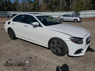 2017 Mercedes-Benz E-Class E 300 Luxury with VIN WDDZF4JB4HA098698, listed as a Copart auction lot 43629035 with 106,400 mi miles and Salvage Title. Bid and sale history available at carsss.com. Image 4.