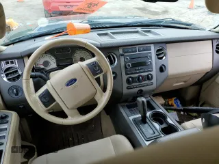 2013 Ford Expedition XLT z VIN 1FMJU1J51DEF11472, wystawiony jako Copart lot #56947035 z przebiegiem 64 977 mil mil oraz Nie do naprawy • Non repairable. Historia ofert i sprzedaży dostępna na DreamBid. Obrazek 8.