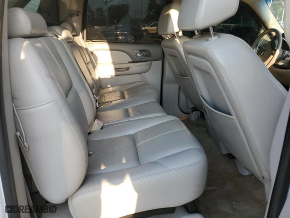 2007 Chevrolet Avalanche LT w/2LT with VIN 3GNEC12067G296252, listed as a Copart auction lot 74441804 with 184,224 mi miles and Salvage Title. Bid and sale history available at carsss.com. Image 12.
