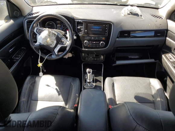 2018 Mitsubishi Outlander SEL с VIN JA4J24A50JZ055328, выставлен на аукционе Copart как лот 52754015 с пробегом 146 524 миль миль и Списание • Salvage title. История ставок и продаж доступна на DreamBid. Изображение 8.