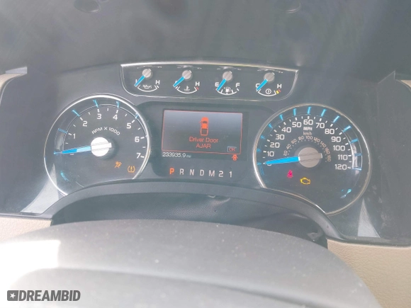 2013 Ford F-150 XL with VIN 1FTFW1CT8DKF09574, listed as a IAAI auction lot 41250642 with 233,935 mi miles. Bid and sale history available at carsss.com. Image 7.