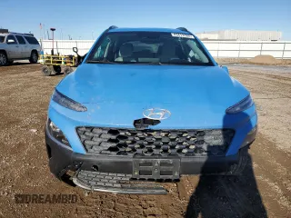 2022 Hyundai Kona SEL with VIN KM8K6CAB8NU922987, listed as a Copart auction lot 43413165 with 44,362 mi miles and Salvage Title. Bid and sale history available at DreamBid. Image 5.