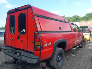 2006 GMC Sierra 2500HD SLT with VIN 1GTHK29D86E253125, listed as a IAAI auction lot 42585093 with 216,949 mi miles and . Bid and sale history available at DreamBid. Image 4.