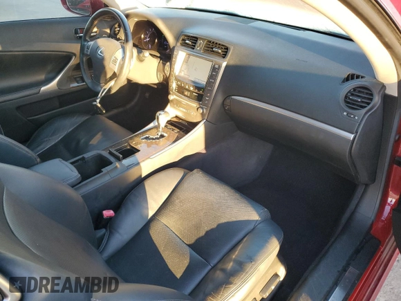 2014 Lexus IS 250 C z VIN JTHFF2C22E2529414, wystawiony jako Copart lot #80484964 z przebiegiem 118 997 mil mil oraz Czysty tytuł • Clean title. Historia ofert i sprzedaży dostępna na DreamBid. Obrazek 8.