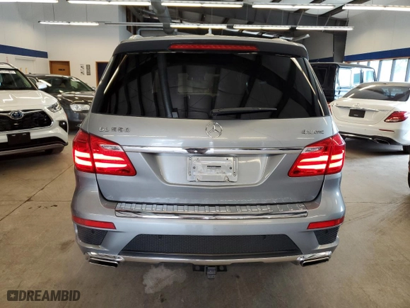 2014 Mercedes-Benz GL-Class GL 550 with VIN 4JGDF7DE6EA343696, listed as a Copart auction lot 48586395 with 177,038 mi miles and Clean Title. Bid and sale history available at carsss.com. Image 6.