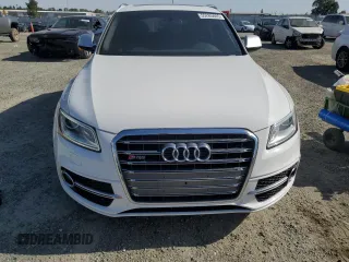 2015 Audi SQ5 Prestige z VIN WA1VGAFPXFA096132, wystawiony jako Copart lot #55285805 z przebiegiem 131 367 mil mil oraz Szkoda całkowita • Salvage title. Historia ofert i sprzedaży dostępna na DreamBid. Obrazek 5.