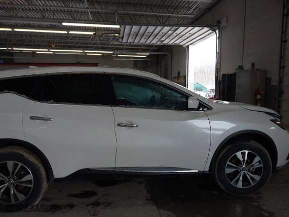 2021 Nissan Murano S with VIN 5N1AZ2AS8MC147057, listed as a IAAI auction lot 41715721 with 29,940 mi miles. Bid and sale history available at carsss.com. Image 14.