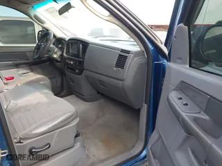 2006 Dodge Ram 1500 ST with VIN 1D7HA18K06J194369, listed as a IAAI auction lot 41703457 with 277,509 mi miles. Bid and sale history available at carsss.com. Image 5.